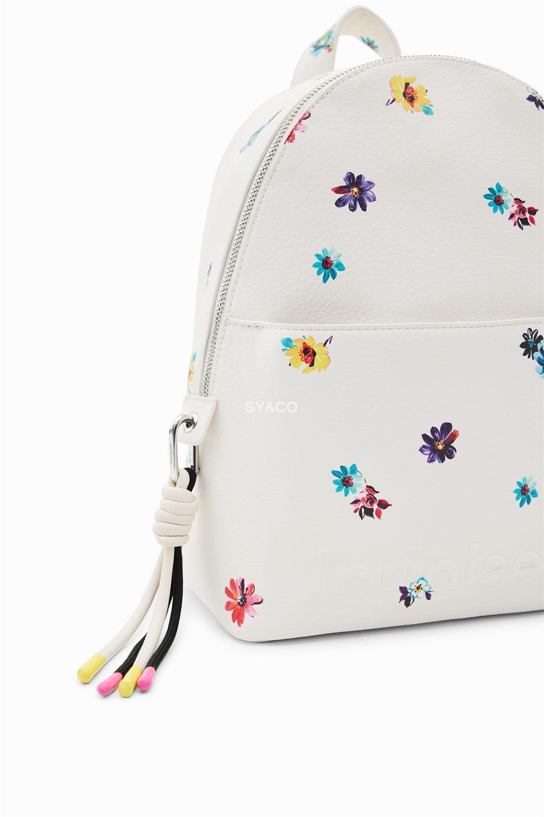 Mochila Desigual blanca con flores 23SAKP34 Fresia - Imagen 5