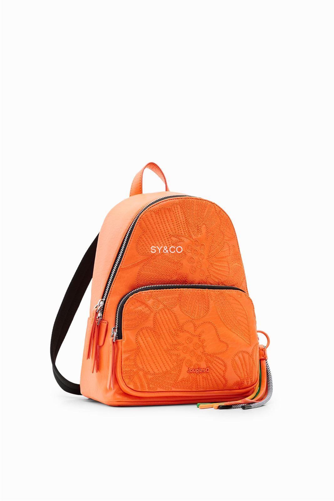 Mochila Desigual flores bordadas naranja Alpha 23SAKP25 - Imagen 1