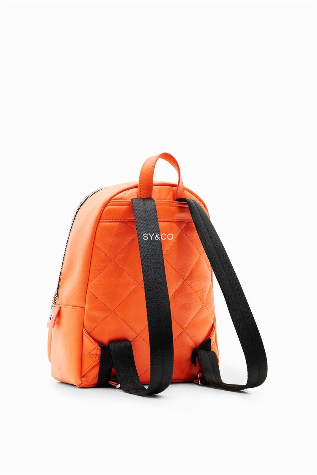 Mochila Desigual flores bordadas naranja Alpha 23SAKP25 - Imagen 5