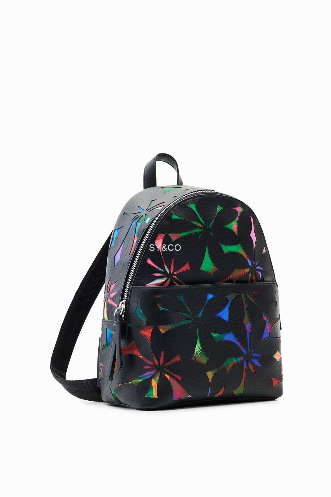 Mochila Desigual negra flores troqueladas colores Onix 23SAKP23 - Imagen 1